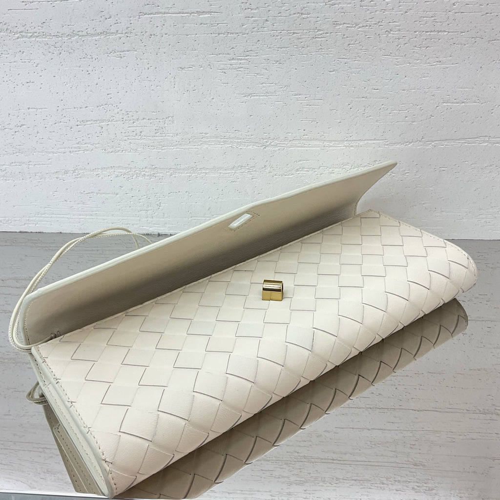 Andiamo Clutch 25