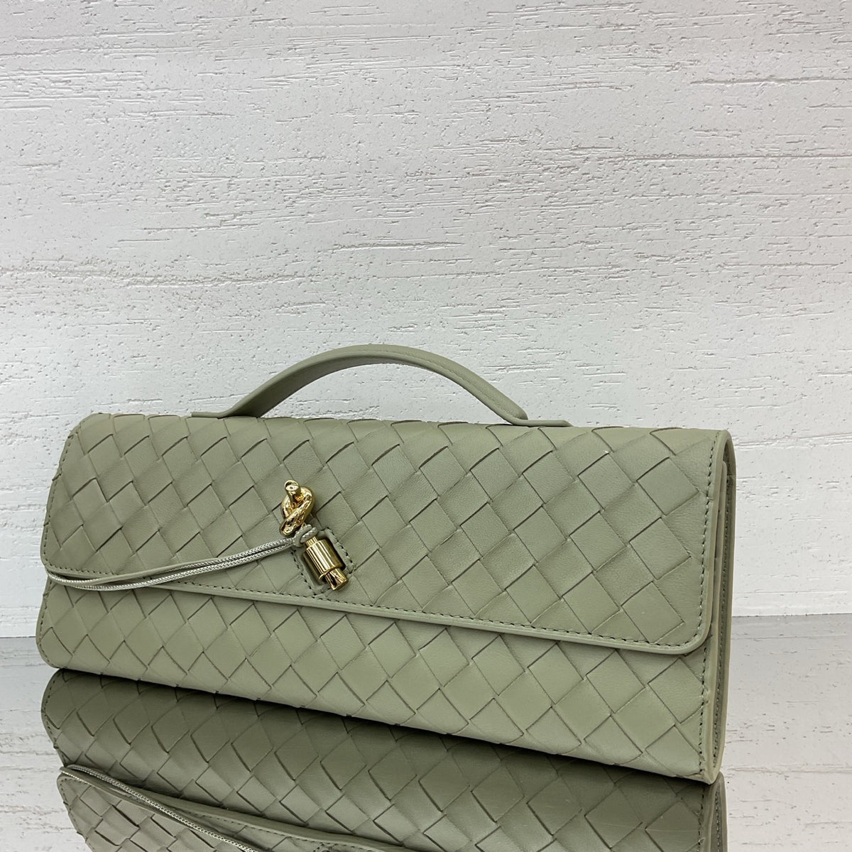 Andiamo Clutch 25