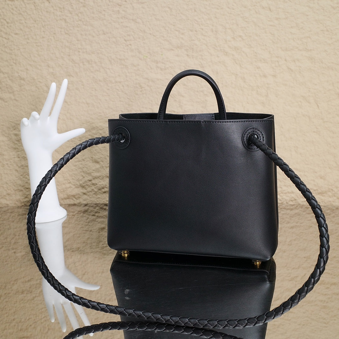 Small Andiamo (Full Leather)